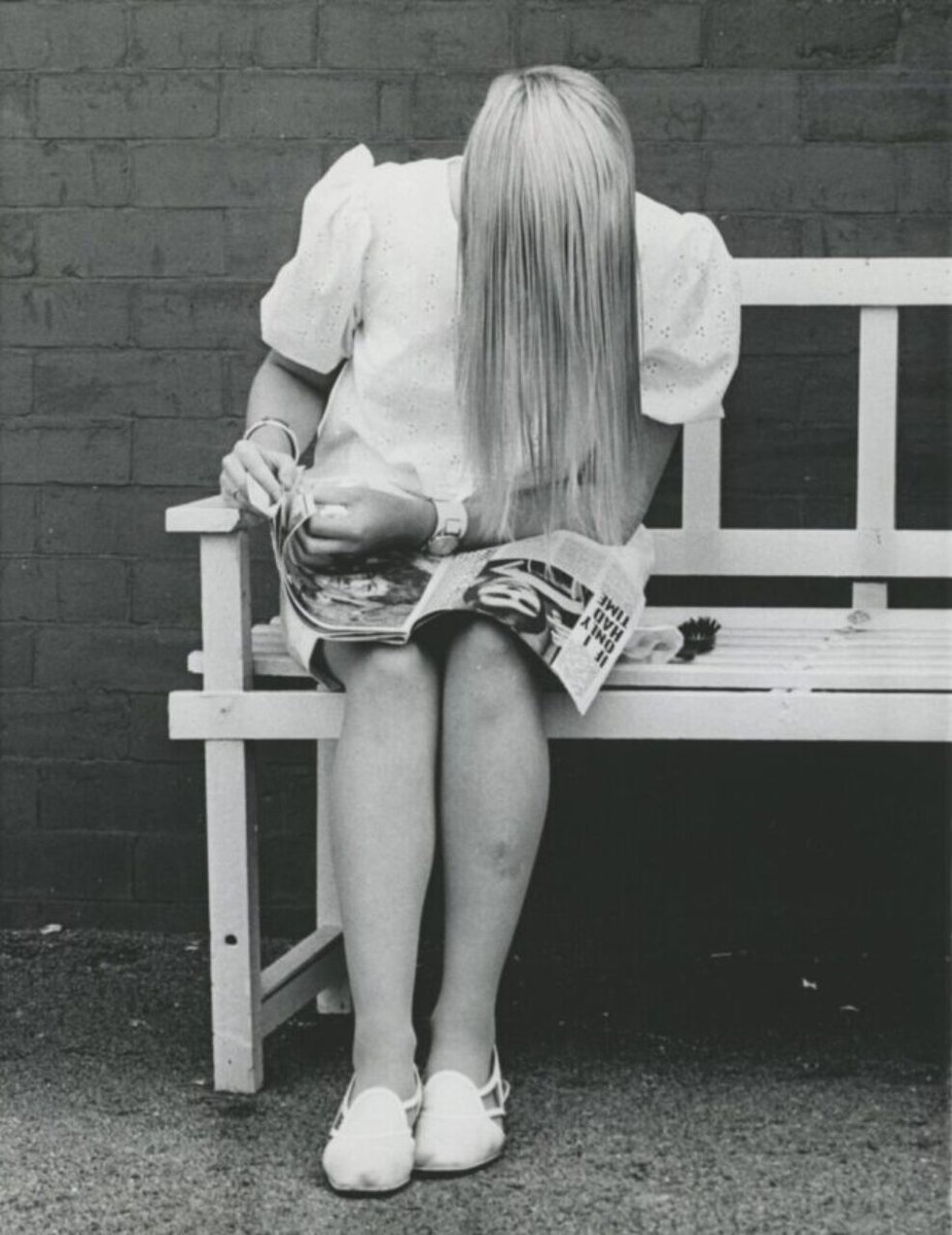 Ein wunderbarer Grund, um wieder einmal die Westschweiz zu besuchen: Das Musée des Beaux-Arts in Le Locle zeigt die Ausstellung "Le plaisir du texte". Ein Rundgang über die Beziehung zwischen Bildern und Wörtern in der Kunst. Vernissage am 24.3.: mbal.ch