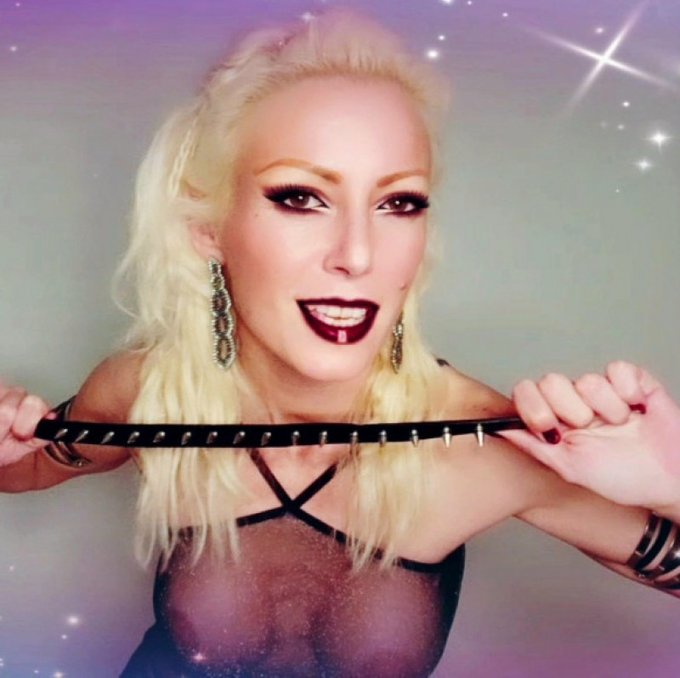 Collar BDSM pinchos SM by @ElishabethG69 https://t.co/egxRoyMpr3 Find it on #ManyVids! https://t.co/<a class="tags" href="/tag/elishabethg69">@elishabethg69</a><a href="/tag/manyvids"class="tags"><span>#manyvids</span></a>