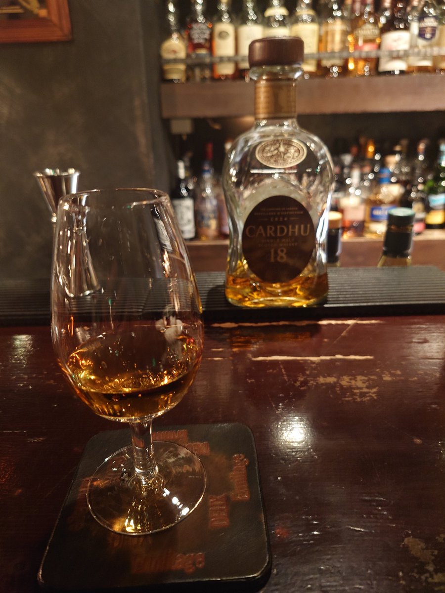 カーデュの18年いただきます🍸😋
ジョニーウォーカーのキーモルトですね