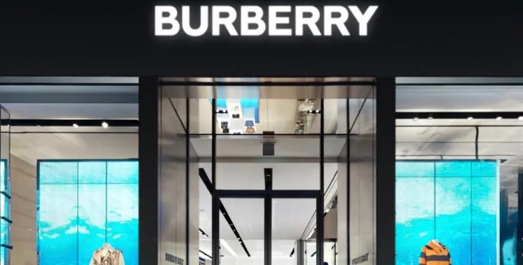 MosnarComm's tweet image. In this article, we’ll explore five digital marketing trends that luxury brands should consider including in their 2023 marketing strategies. #LuxuryBrands #LuxuryDigitalMarketing 

Full luxury PR digital marketing story: mosnarcommunications.com/luxury-brands-…