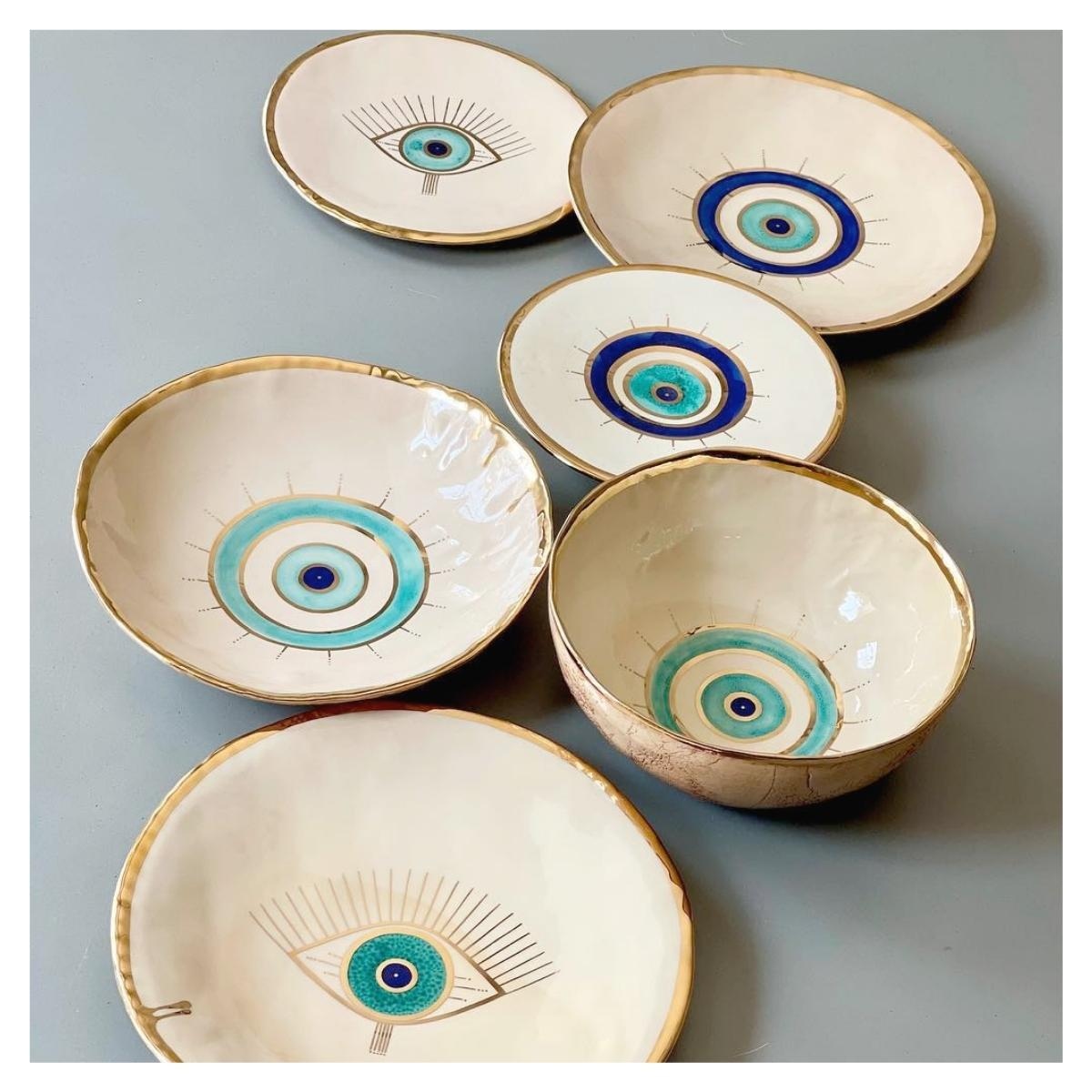 🧿
.
.
.
.
#boomandmellow #eastgallery #ceramic #ceramicplate #homedecor #decor #plate #evileye #evileyeplate #evileyedecor #plates #ceramics #ceramiclover #goodvibes #home #housedecor #gift #homegift #housegift #giftshop #dubaigifts