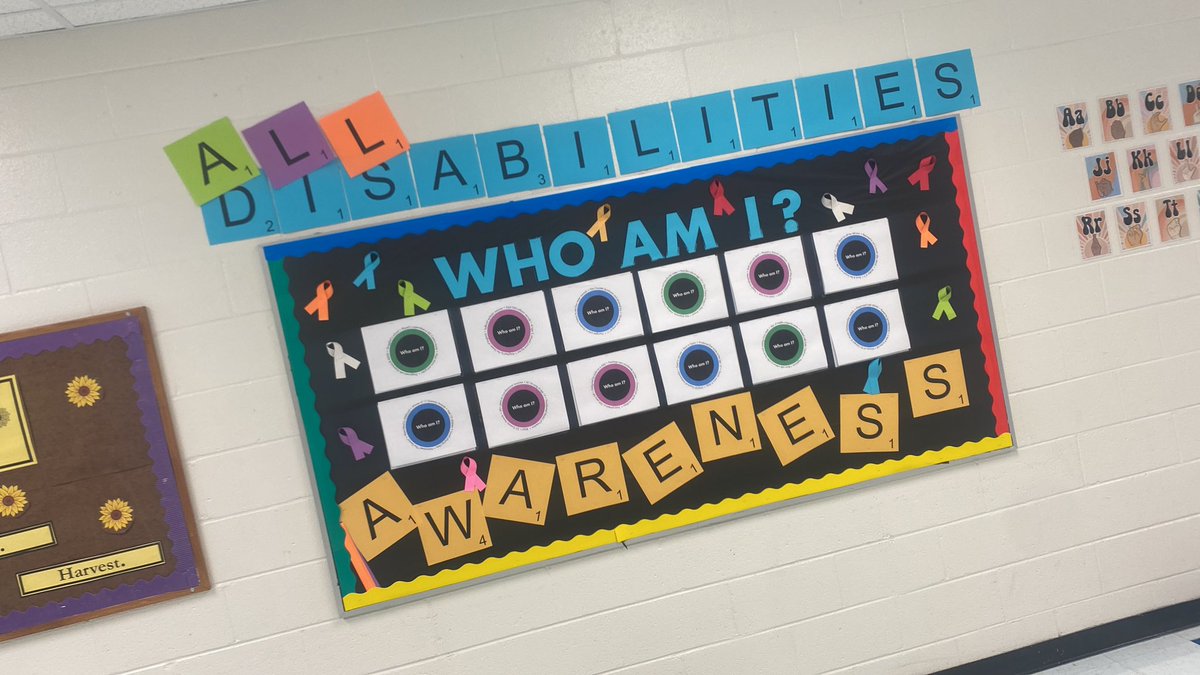 PCICoodyj's tweet photo. Great bulletin board by our incomparable social worker- Ms Wymbs. Thanks for helping to spread awareness of all disabilities! Thanks for all you do day in and day out! #Socialworkers #Awareness https://t.co/tJC22zwbnP