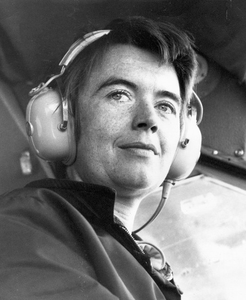 Here’s a #TBT in time for #WOAW23! Lorna deBlicquy became Canada’s first female civil aviation inspector in 1977 🇨🇦👩‍✈️ 

Shout out to women like Lorna for being pioneers in the aviation sector in Canada and blazing a trail for women worldwide 🛩️