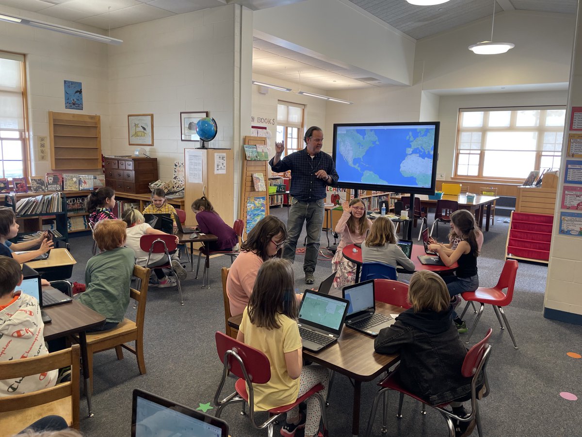 elm_vt's tweet image. This week at the Library students in 2nd grade got to explore Google Maps. We had a special visit with Colin McKaig, Tech Integration Coach. 
#ssdvt  #elmhillschool  #techisthefuture