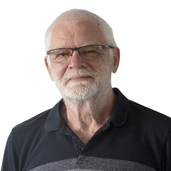 PADailyHerald's tweet image. I find spiritual significance in…everything. That is extended to dirty, smelly inanimate objects.

In my garage at this moment sits a fifty-five-year-old snowmobile. It is a one owner machine. Three brothers and I bought it new in 1967.  #olfertcolumn

bit.ly/3yuWKTO