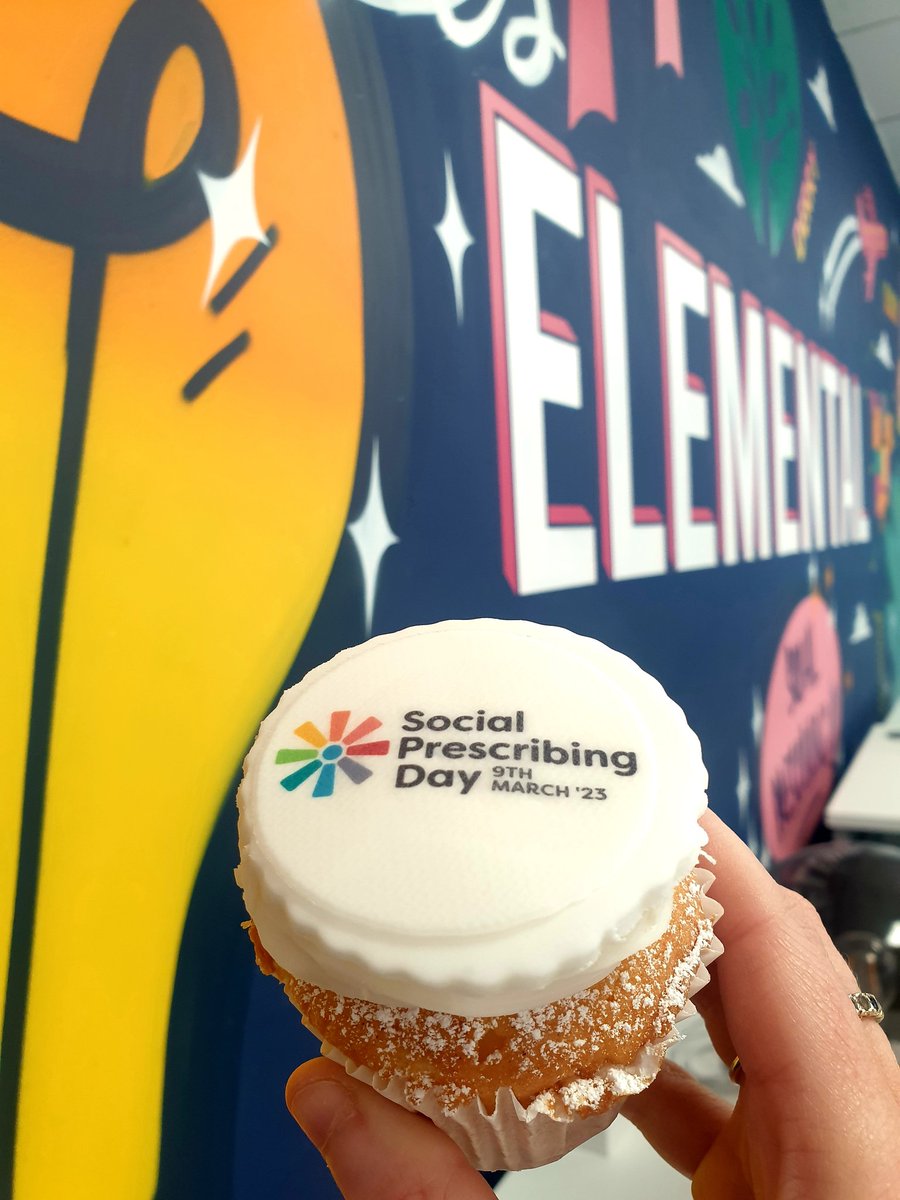 ElementalHelen's tweet photo. Lunch time at the @NASPTweets SP Event....now time to enjoy these lovely cupcakes with the team. Thanks @JEN_Elemental all the little things matter! #SocialPrescribingDay https://t.co/6gV3i4bLQ5