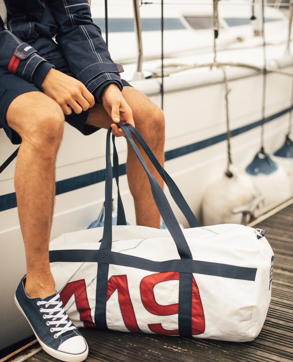 AffinityDevon's tweet image. Quba's iconic sailcloth barrel bags are ideal for a week away, a weekend away or an overnight stay - or for popping your gym stuff in and going for a workout! 🌤️⛵️

📍 @qubaandco

#affinitydevon #quba&amp;amp;co #quba #sails #sailcloth #nautical #devon #northdevon #beaches #bideford
