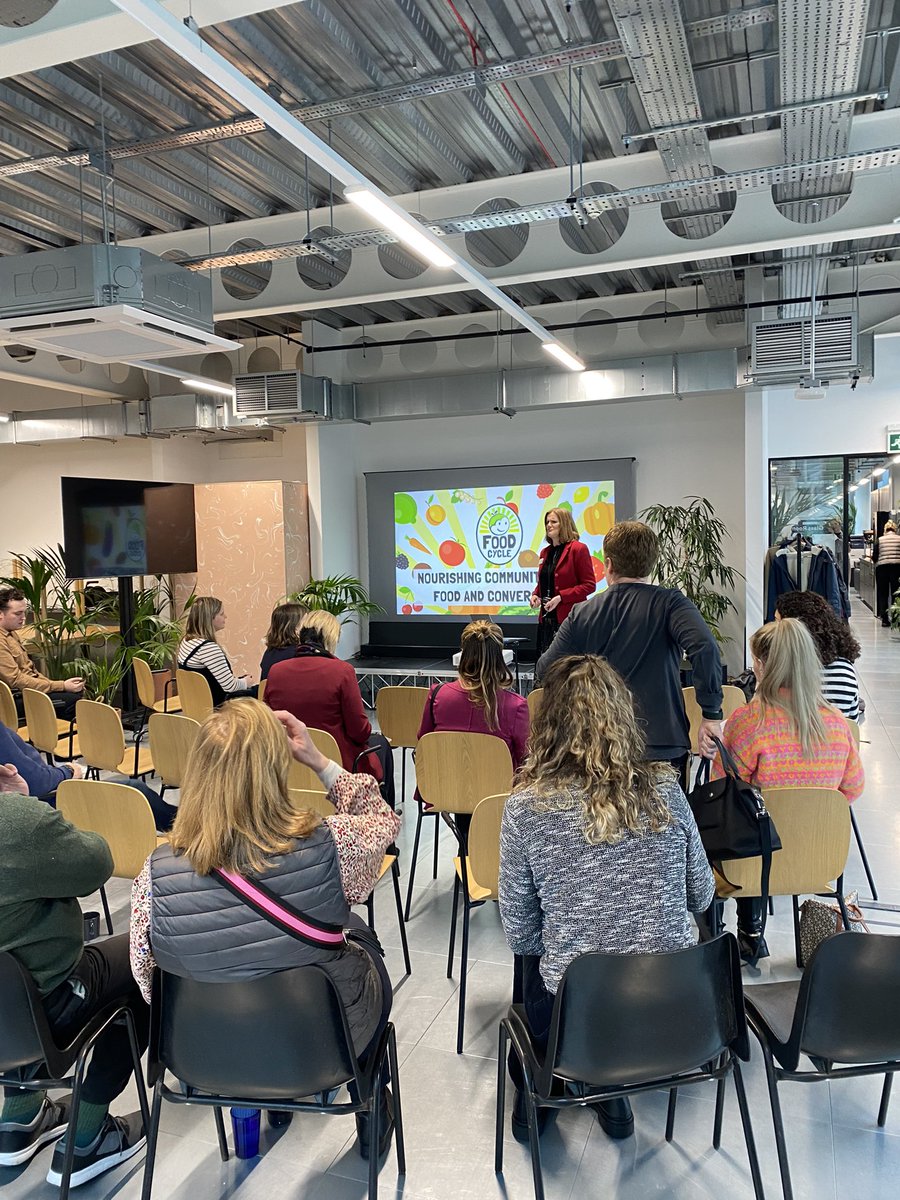 EatingOnPurpose's tweet image. Great to present at @foodcycle AGM on the impact @foodcycle is having. People, places and of course food- all come together in their #communitydining model to positively effect physical, mental, community and planetary health 

Check out the full report on their website