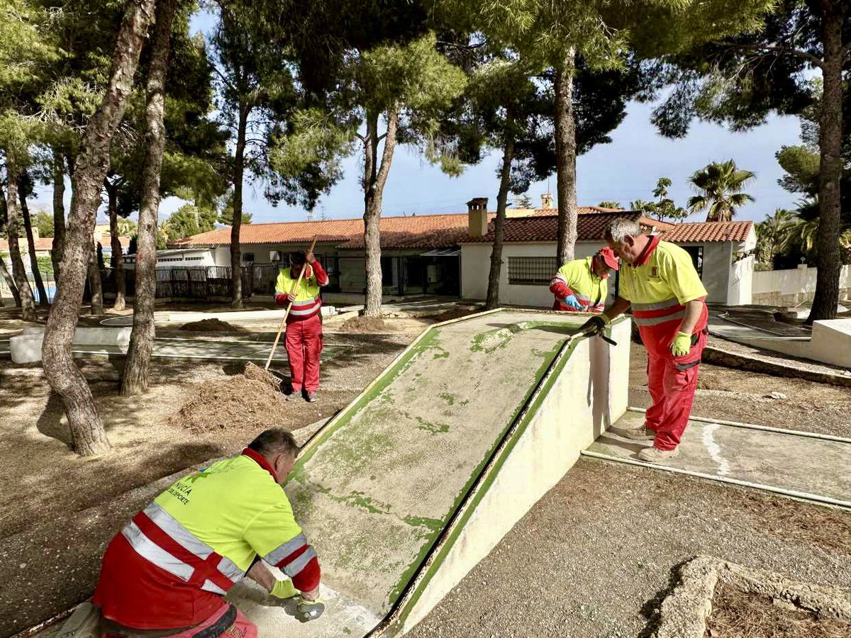😃👍🏻 Pequeñas actuaciones…
PERO IMPORTANTES‼️

✅Con en objetivo de mejorar la calidad de vida de nuestr@s vecin@s, estamos rehabilitando🚧la zona de Mini Golf y Petanca de la Urb. Panorama!🏡

💶Inversión de 20.000€
 👨‍👩‍👦‍👦Apetición de los vecin@s

ℹ️👉🏻 lanucia.es/Actualidad/not…