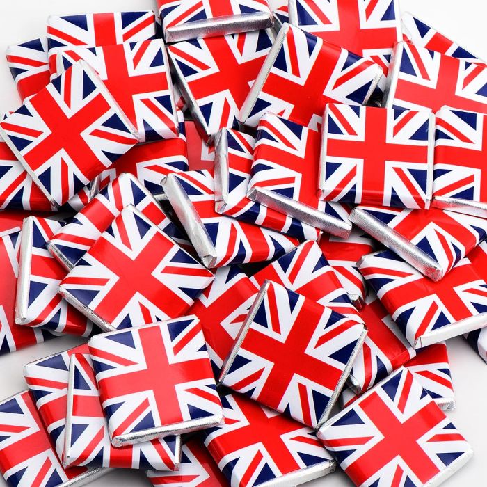 perfecttablesuk's tweet photo. If you're looking for a tasty way to show off your #British pride, our chocolate Neapolitans are the perfect choice. 
Order now and get ready to enjoy a delicious treat while celebrating your love for our new #KingCharlesIII

https://t.co/7vhHQAdoY8

 #UnitedKingdom #Coronation https://t.co/yISrwR2lBF