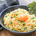 焼きそば麺が余っちゃったときにも重宝しそう!簡単で美味しそうな「油そば」レシピ!