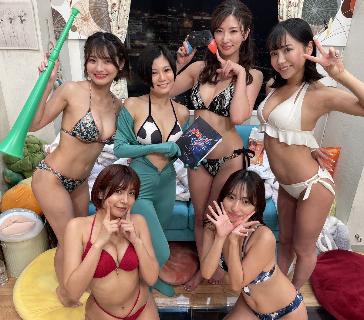 allnight_e's tweet photo. e！なーの皆さんにお知らせです🎉

次回のオールナイトe！は...

3月17日(金)24:00〜29:00
生放送でお送りします！

お楽しみに☺️

パジャマDチチブ

#eね　#オールナイトe https://t.co/eO2ygx9xDC