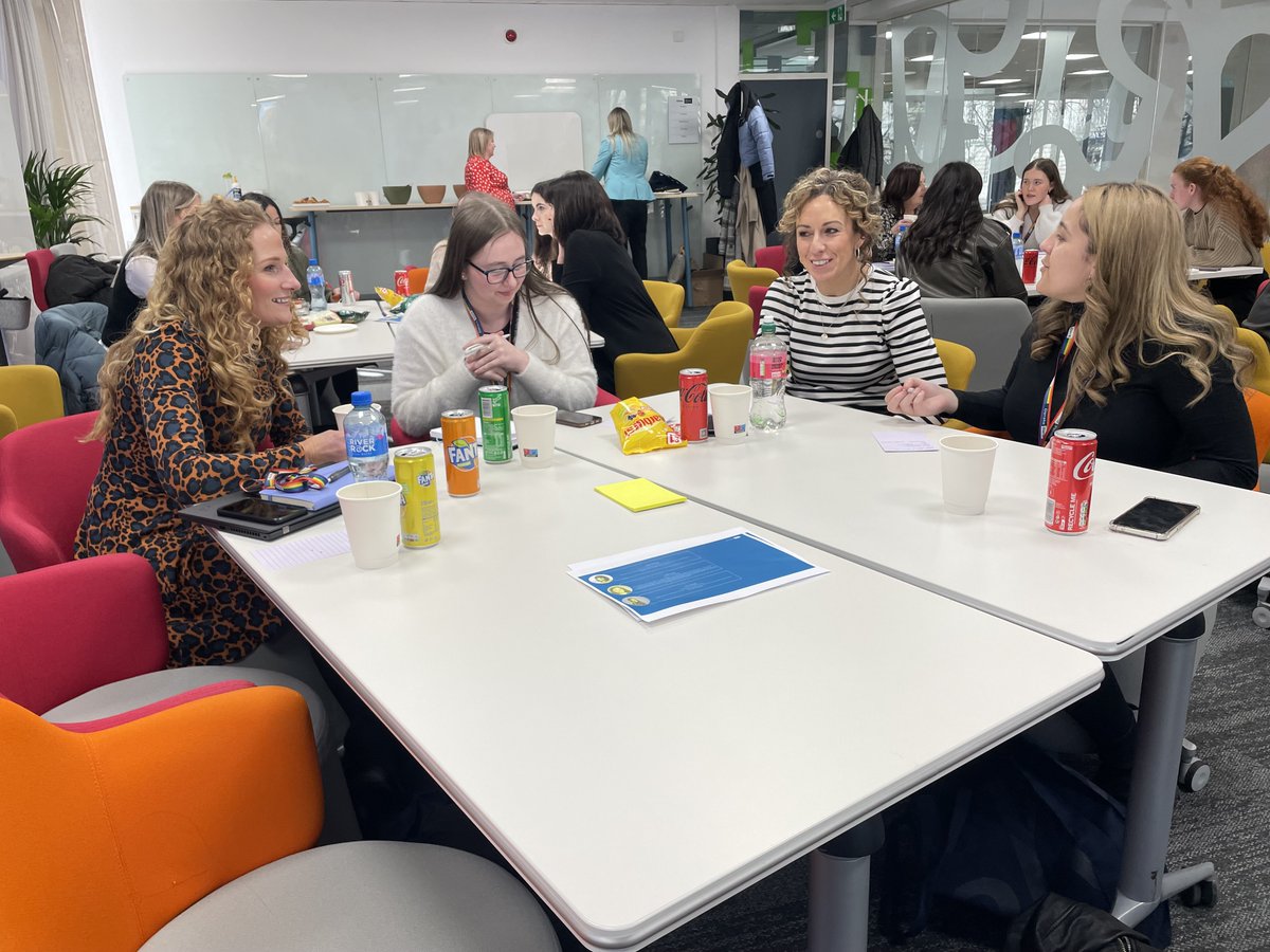 DanskeBank_UK's tweet photo. This week we were delighted to welcome 13 girls from the @SistersIN_HQ leadership programme to work with their Danske mentors &amp; take part in sessions on everything from how we use robots, to CV skills! The future is bright with these young future leaders 🌟 https://t.co/trf4BHoCYX