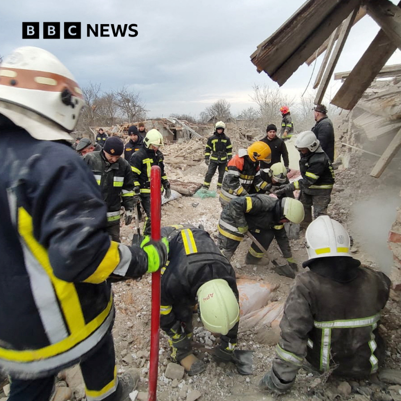 BBCWorld's tweet photo. More than 80 Russian missiles have been fired at cities across Ukraine overnight, in what was the biggest strike in weeks

Updates ⬇️