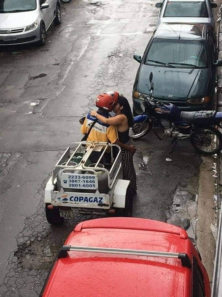 A mulher certa vai tá contigo no pouco e no muito ❤️