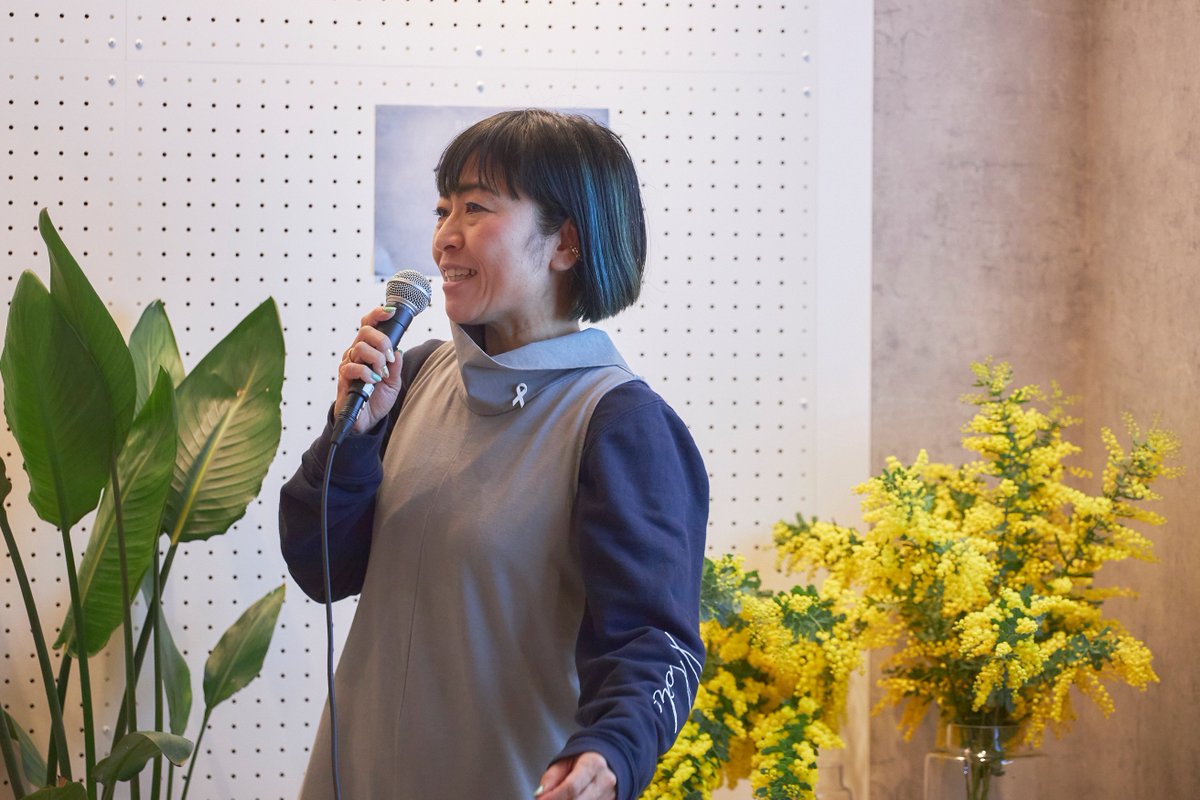 meetalkorg's tweet photo. さらに来場者ギフトとして「ミモザ」のお花のプレゼントも🌼

よいはな @YoihanaFlower さんによる #国際女デー のシンボルであるミモザの花で、会場が明るくエネルギーあふれる空間になりました。黄色いぽんぽんが可愛くて、見てるだけで元気をもらえます💐💐💐

#WWAs  #meeTalk https://t.co/iJIOgTTiXc
