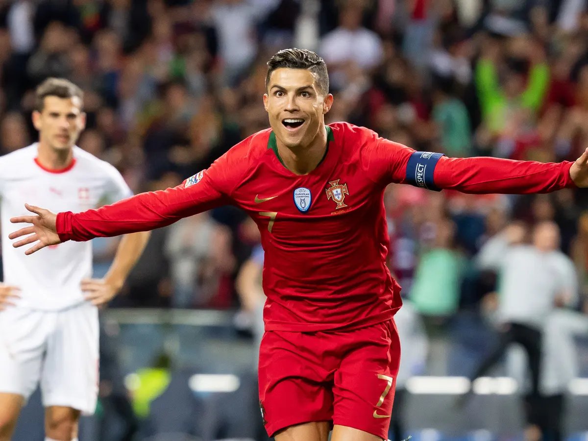 Doentes por Futebol (de 🏠) on Twitter Ronaldo, Cristiano ronaldo, Cristiano ronaldo goals