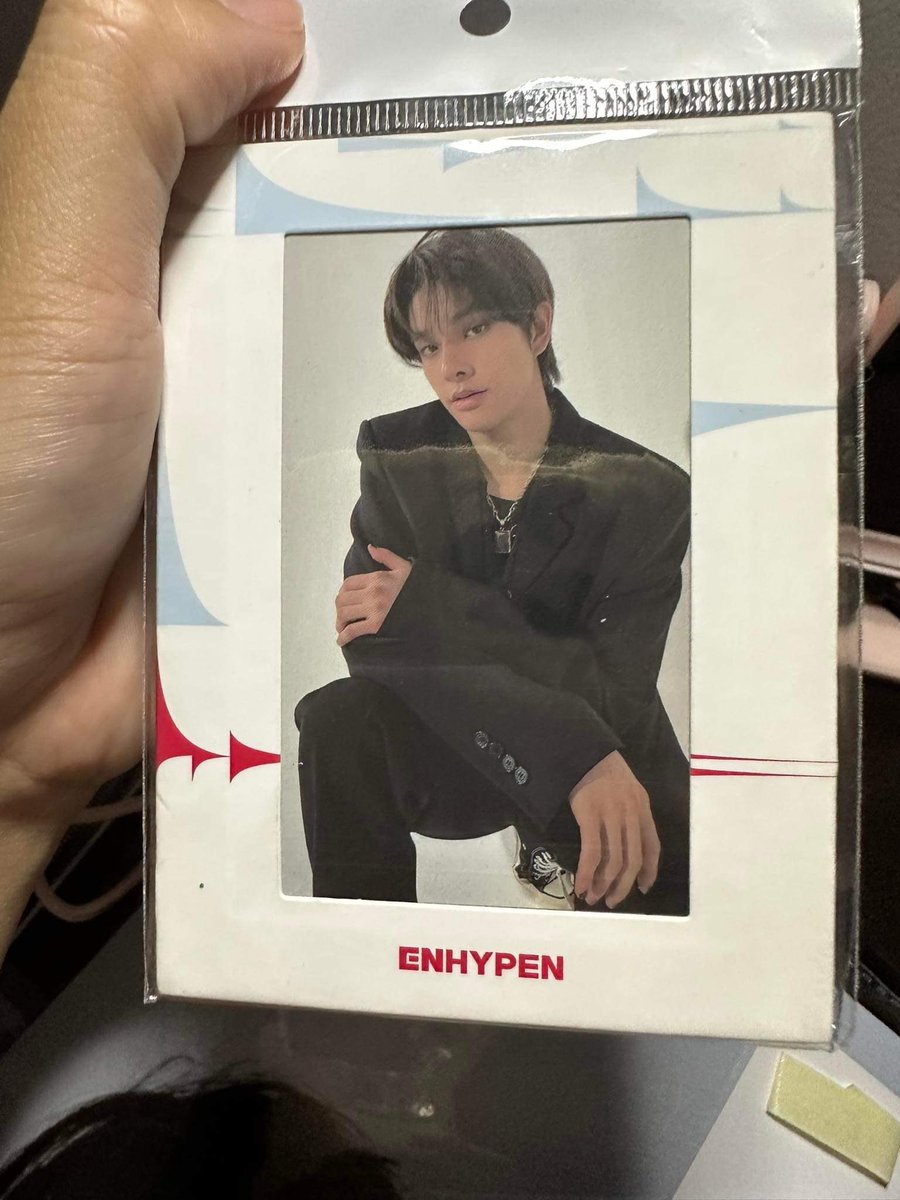 andieyoiii's tweet photo. thank you so much admins for the happiest budol and smooth transaction 🤣 🫶🏼🧡 @fullsun_kmerch @queen_belle07 @AmberSiglos @for_memoir thank you sa gift bb 💖 https://t.co/i9x6zeml1x