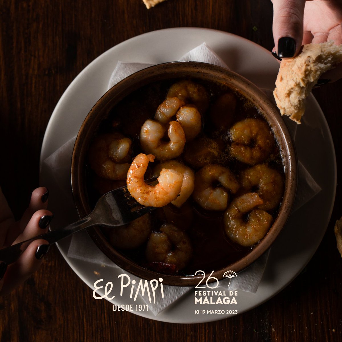 ElPimpiMalaga's tweet photo. ¡LUCES, CÁMARA Y A COMER! 🎬

Disfruta de una gastronomía de cine en pleno corazón de Málaga. 😍

Del 10 al 19 de marzo El Pimpi es restaurante colaborador de la 26 edición del #festivaldecinemalaga. ❤️ https://t.co/EsECszjVVW