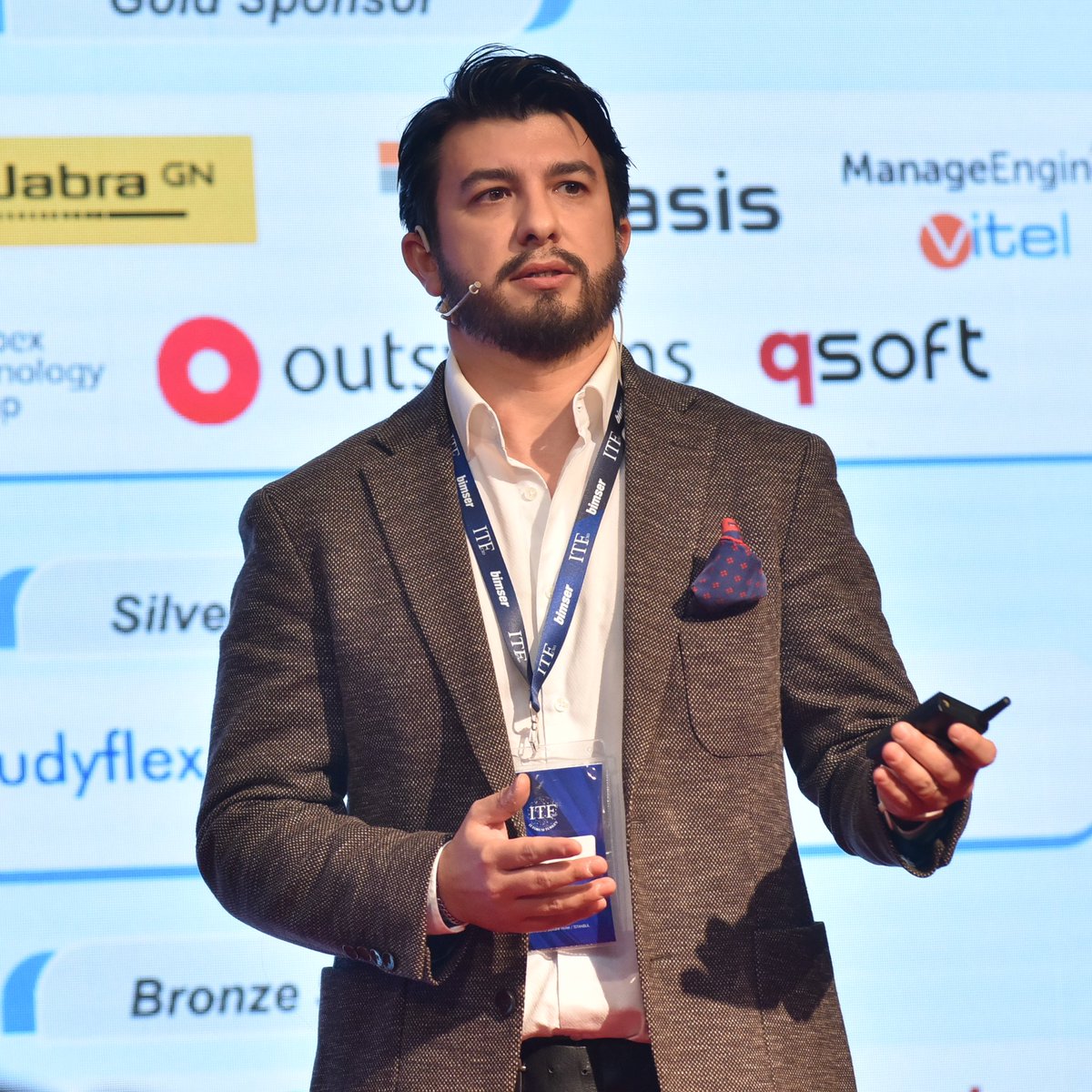 EffOrganization's tweet photo. Omni Factors Head of Solutions 
Ali Demir  “Sınır Tanımadan Çalışın!” konulu sunumunu gerçekleştirdi. 

https://t.co/KKaovMaf4X

#itforumcxo #teknoloji #event #dijitaldönüşüm #yapayzeka #iot #5g #data #sibergüvenli https://t.co/ucTaRosOje