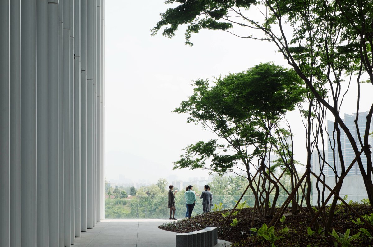 PritzkerPrize's tweet photo. “Chipperfield believes that is the role of the architect to foster new ways of improving life and livelihoods on a planet where mankind has made our very home a place of fragility." 2023 Jury Citation

Photo courtesy of Noshe https://t.co/tql3QY3HeT
