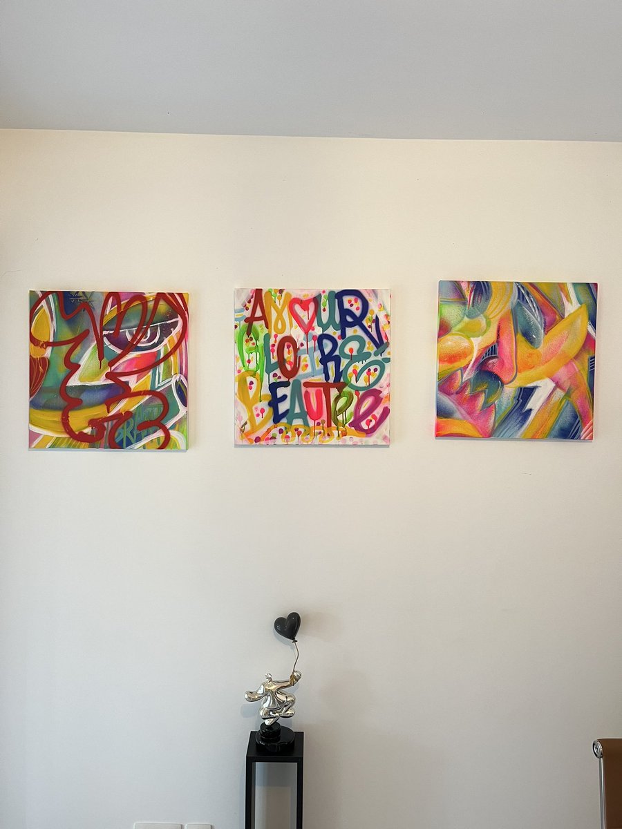 HeartMonaco's tweet photo. Voici les 3 dernières oeuvres d’art uniques de l’artiste Faben ✨
-Love is the color of the soul
-Amour gloire et beauté
-Everything is energy
Si vous êtes intéressés par l’acquisition d’une de ces oeuvres pour votre collection, n’hésitez pas à nous contacter pour plus d’infos! https://t.co/uiNhEgsSyB