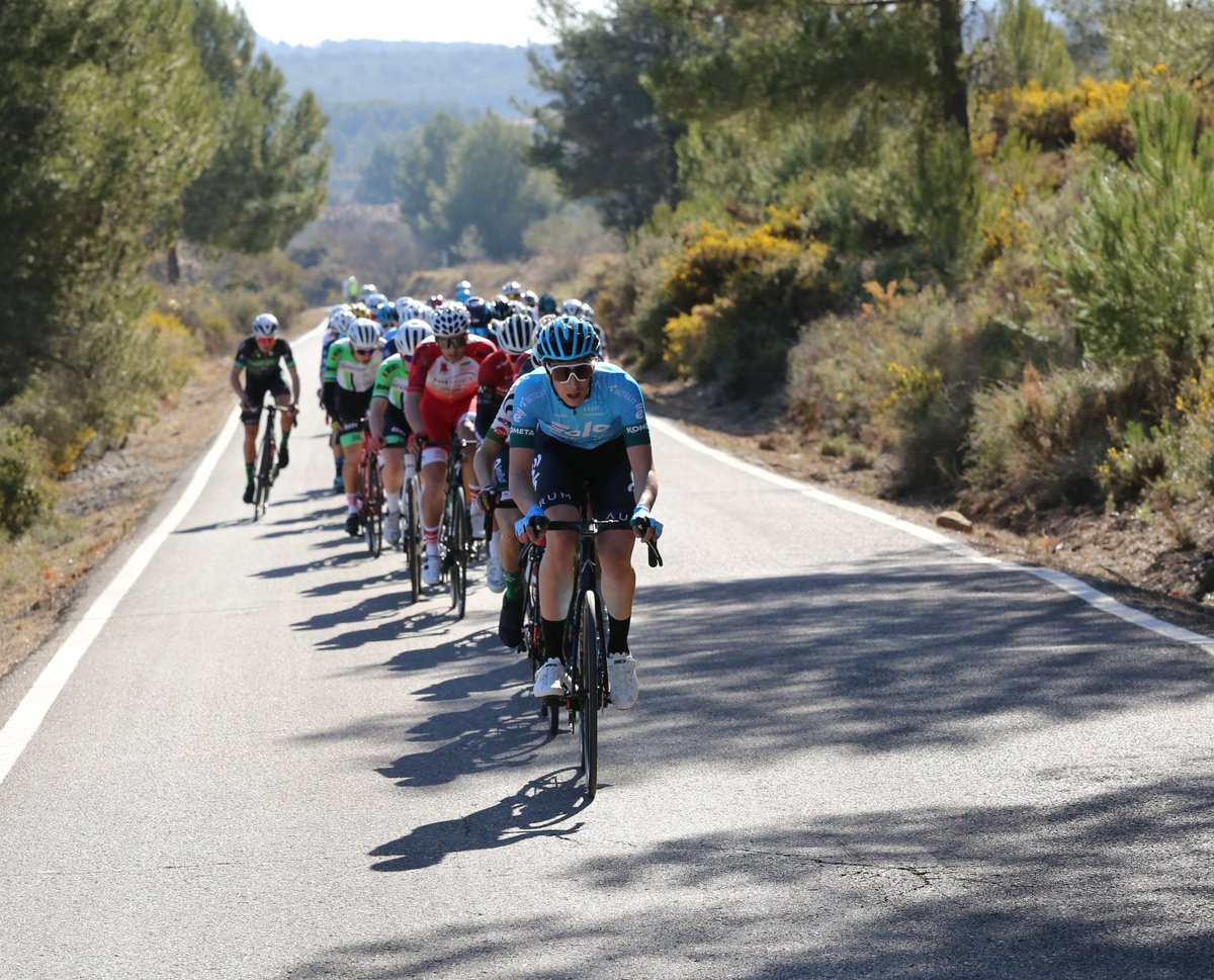 ✒️"El EOLO-KOMETA Cycling Team juvenil compite en Berriatua y en Alsasua".
🔎 El sábado, en la XLI Aitxekutz Saria.
🔎 Trofeo Primavera/Udaberri Saria para el domingo.
📰 eolokometacyclingteam.com/el-eolo-kometa….
[📷 <a href="/ElPeloton/">Ciclismo El Pelotón</a>]
#BornFromPassion