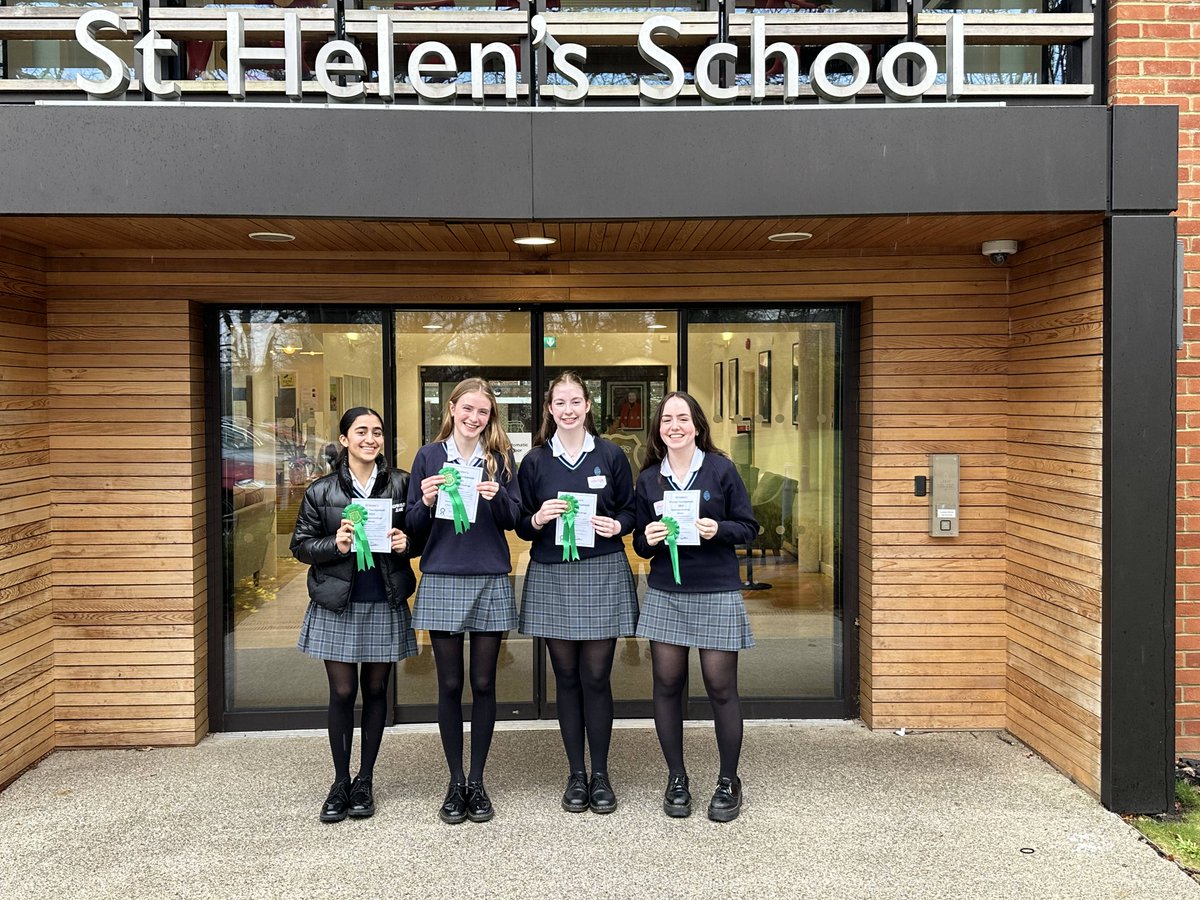 Francis Holland tweet media