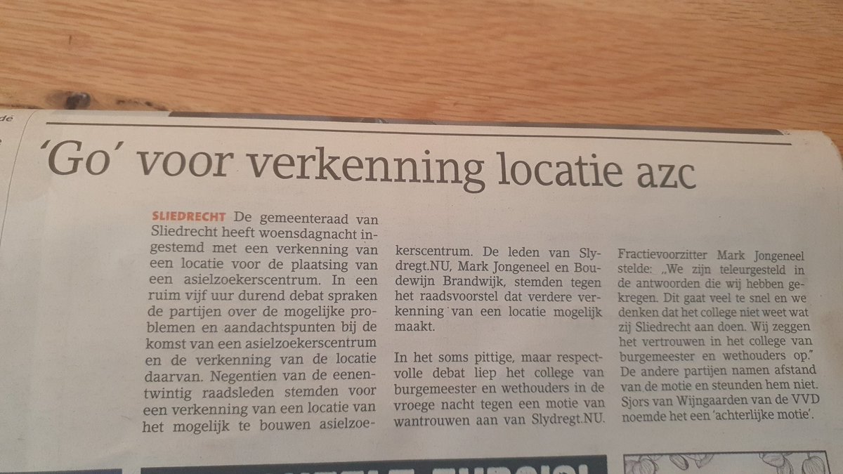 rubenw201's tweet photo. Helemaal eens met de motie van @slydregtNU 
Bij de openbare vergadering is erg duidelijk geworden dat Sliedrecht het in z'n geheel niet ziet zitten dat er een AZC komt. 
Waardeloos @Sliedrechtgem #azc #sliedrecht https://t.co/VyJCadZJHe