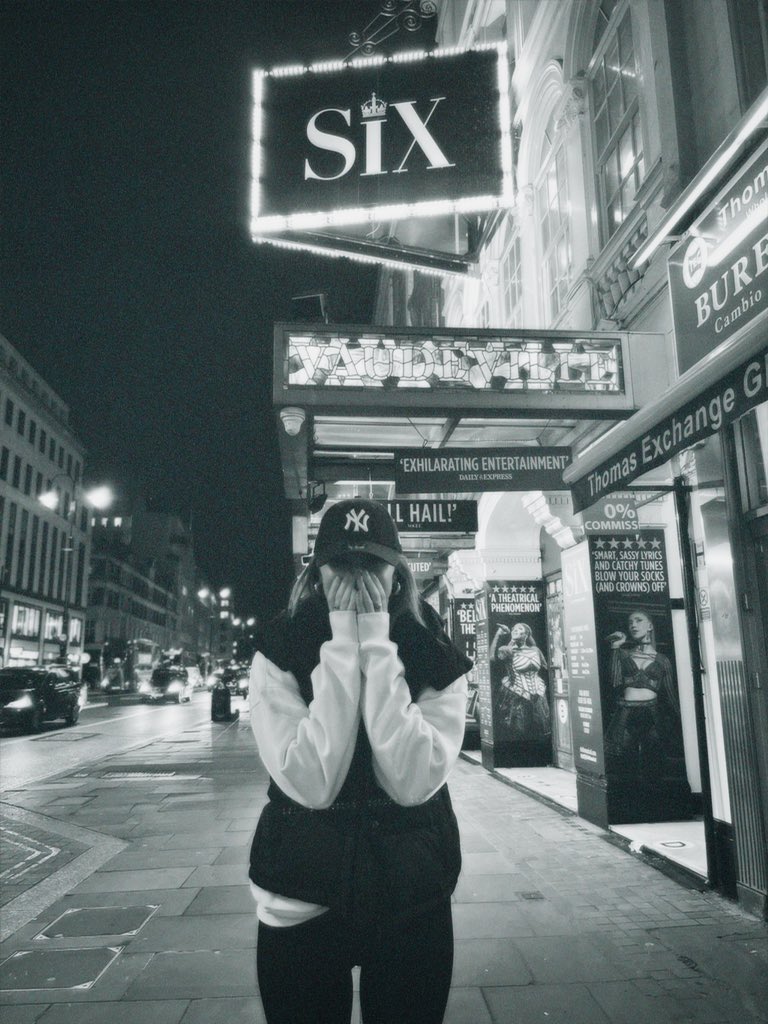 ErinCaldwell_xo's tweet photo. JANE SEYMOUR - UK TOUR 🤍I’m gonna be Jane Seymour on the UK tour of Six! This show, this role is a dream come true. Thanks to @pearsoncasting @HugoHHarrison &amp; the entire @sixthemusical team for believing in me &amp;  giving me this chance, I won’t let you down. My heart is so full🤍 https://t.co/r13hg5RbsA