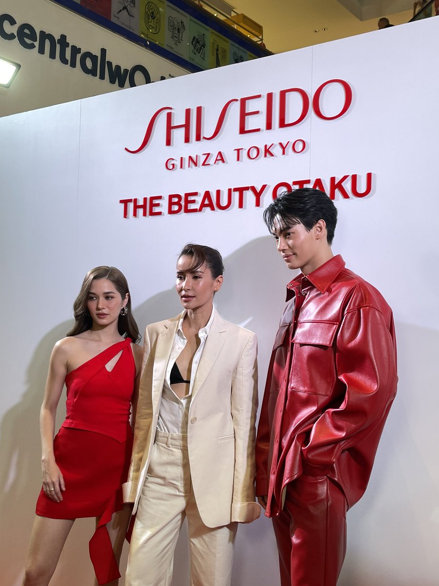 mintmag_th's tweet photo. สวยหล่อx3 #MintReports เก็บภาพ 3 คนดัง ‘วี-วิน-แอน’ ในงาน Shiseido Ginza Tokyo The Beauty Otaku: Shiseido Life Science Meets Ingredient มาฝากกันนน 💚

#TheBeautyOtaku 
#ShiseidoThailand
#winmetawin
#MintReports https://t.co/T53zGFNG12