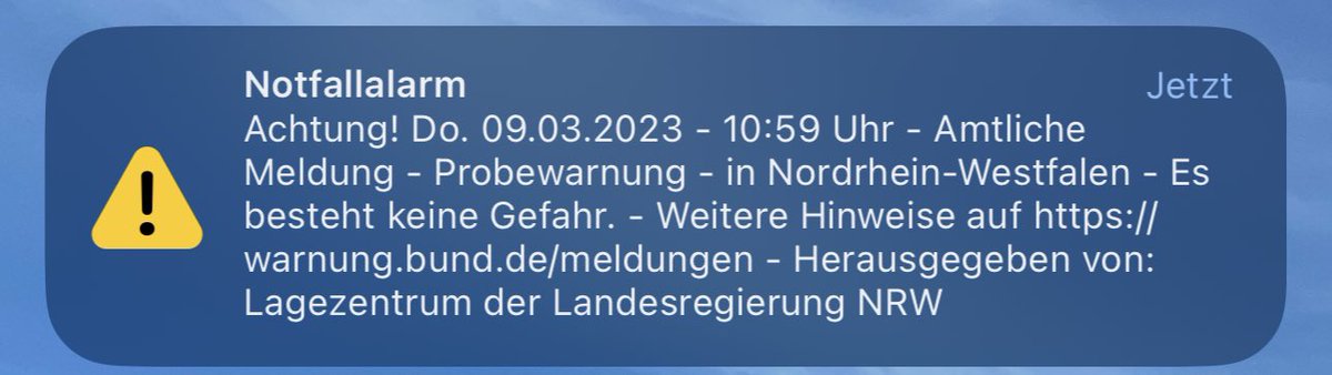 Hab eine neue WeckerApp.

Weiss noch nicht, wie ich die Weckzeit einstelle, aber der Weckton ist der Wahnsinn.

#warntag