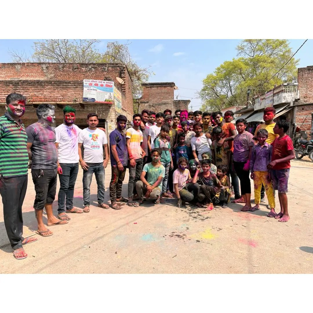 PrateekRajwada's tweet image. &quot;तो ऐसे हुई थी हमारी कल के होली की शुरुवात...
ये हमारा रियासती गांव रजवाड़े रामपुर है, हमारा एक परिवार ❤️ &quot;
@riteshrajwada

#riteshrajwada
#kuwarprateeksingh #kunwarsahab #Holi2023