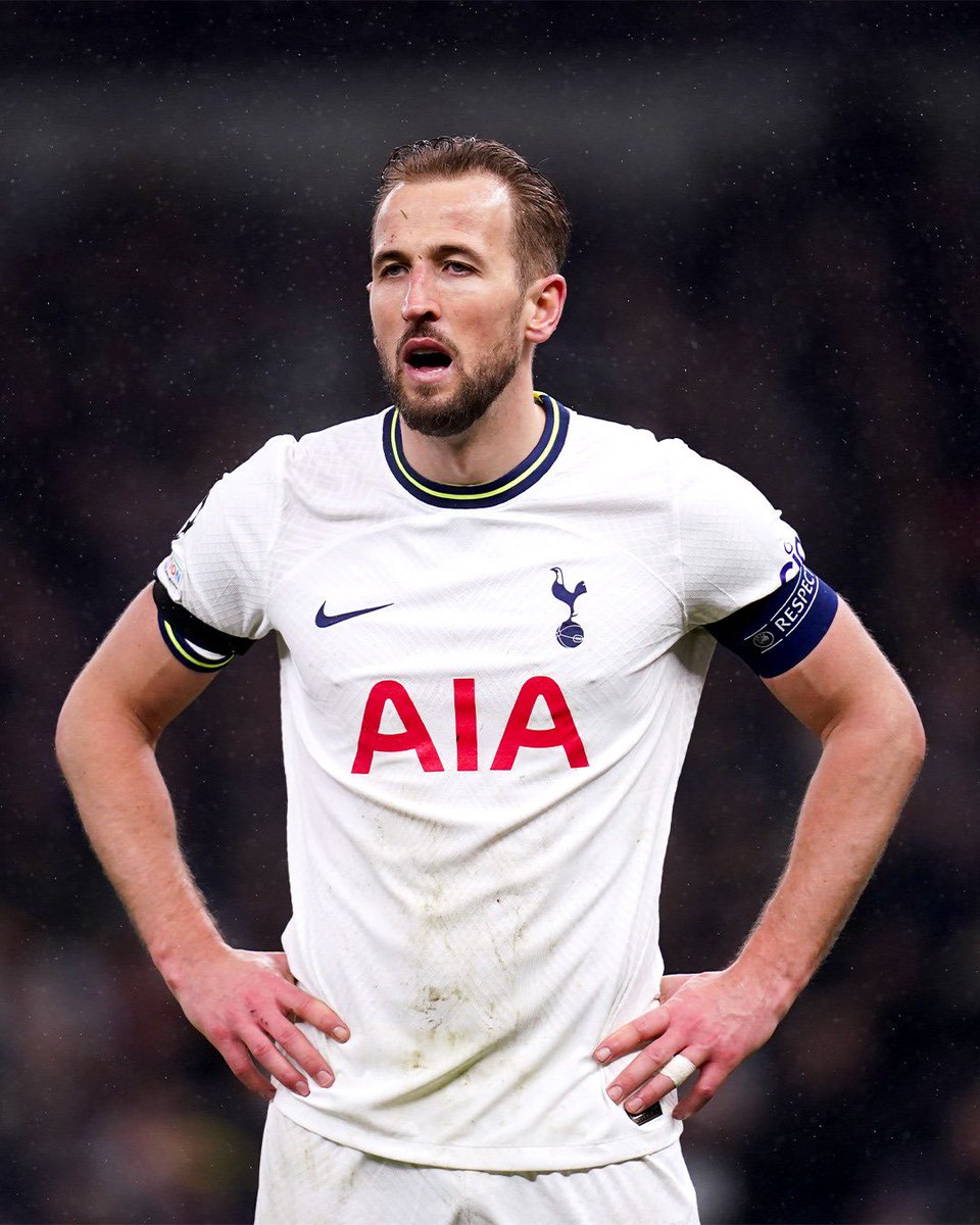 sportbible's tweet photo. The year will be ______ when Tottenham win their next trophy 🏆 https://t.co/O0OHpl4Smi