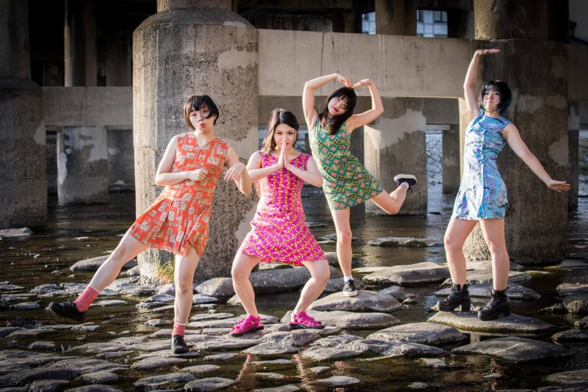 AVO_Magazine's tweet photo. Otoboke Beaver's return to Europe is imminent for the remainder of the "SUPER CHAMPON" tour

https://t.co/8jsqrHVDVv

#AVOMagazine @otobokebeaver #musicfromJapan #SUPERCHAMPON #Europeantour @damnably https://t.co/CambAkOLNu
