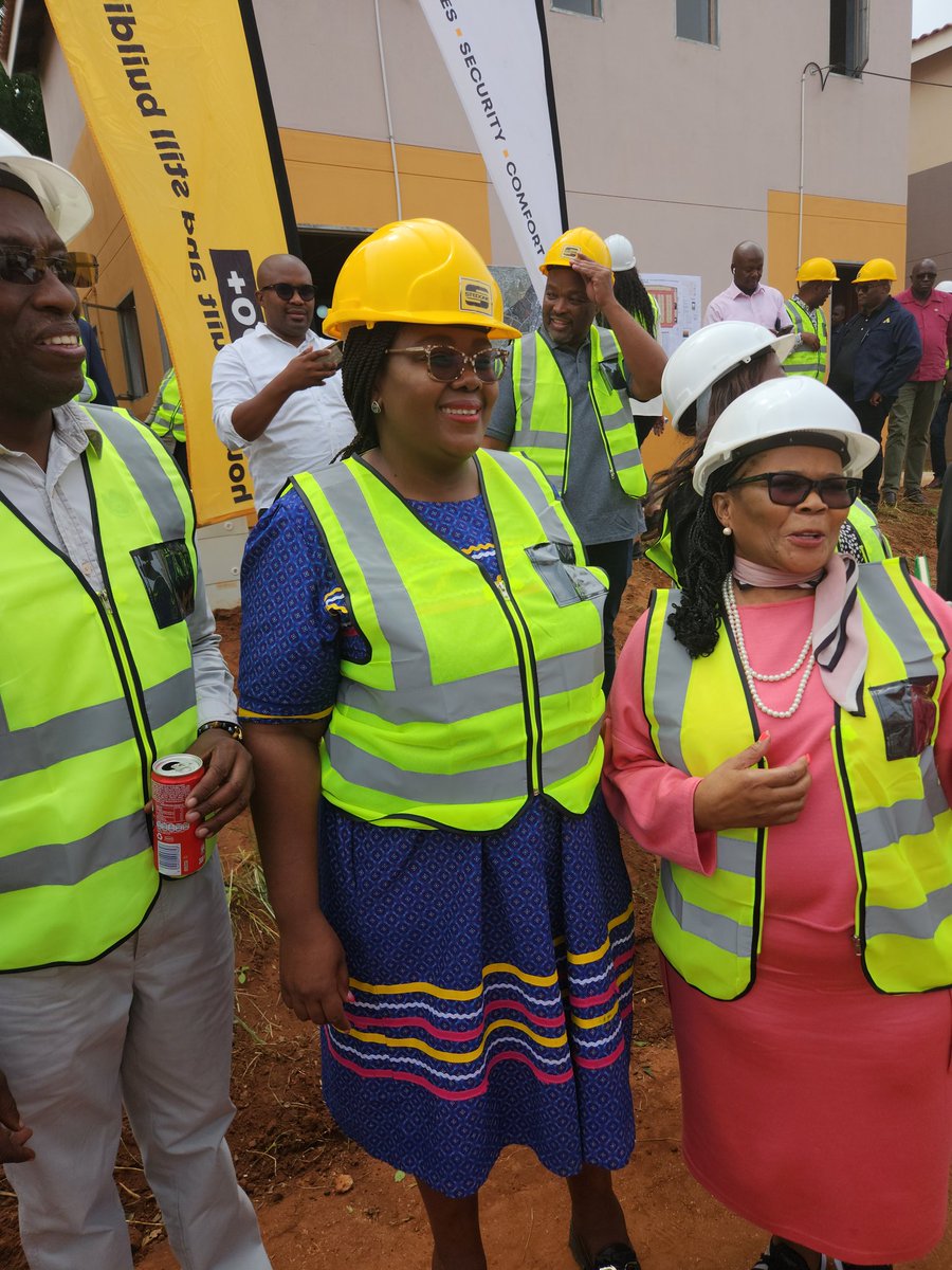The_DHS's tweet photo. [IN PICTURES] The Ministerial delegation visit Kanku Road Housing Project expected to yield 360 units. Already 147 units have been fully completed. This project will benefit households currently residing at a temporary residential area in Isiphingo .

#HousingTheNation #MINMEC https://t.co/4sbYZVy8LL