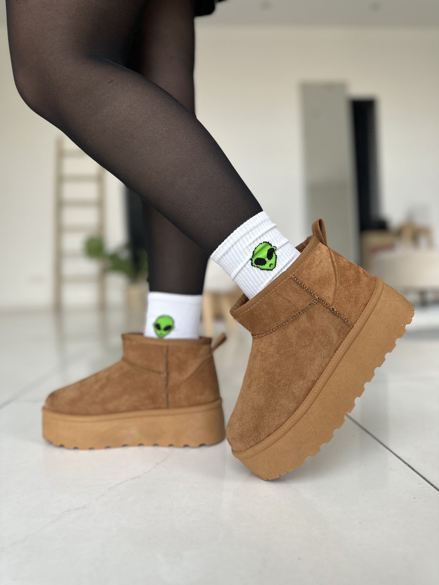 modressmode's tweet photo. RÉASSORT — Notre modèle best-seller est enfin de retour ! Quoi de mieux que ces beautés pour garder vos pieds au chaud ? ⚡️🖤

#shoot #chaussures #bag #sac #automne #fashion #femme #woman #mode #modressmode #trendy #boots #style 

Réf : 7140 - 29,90€ https://t.co/MB0dyOYi1E