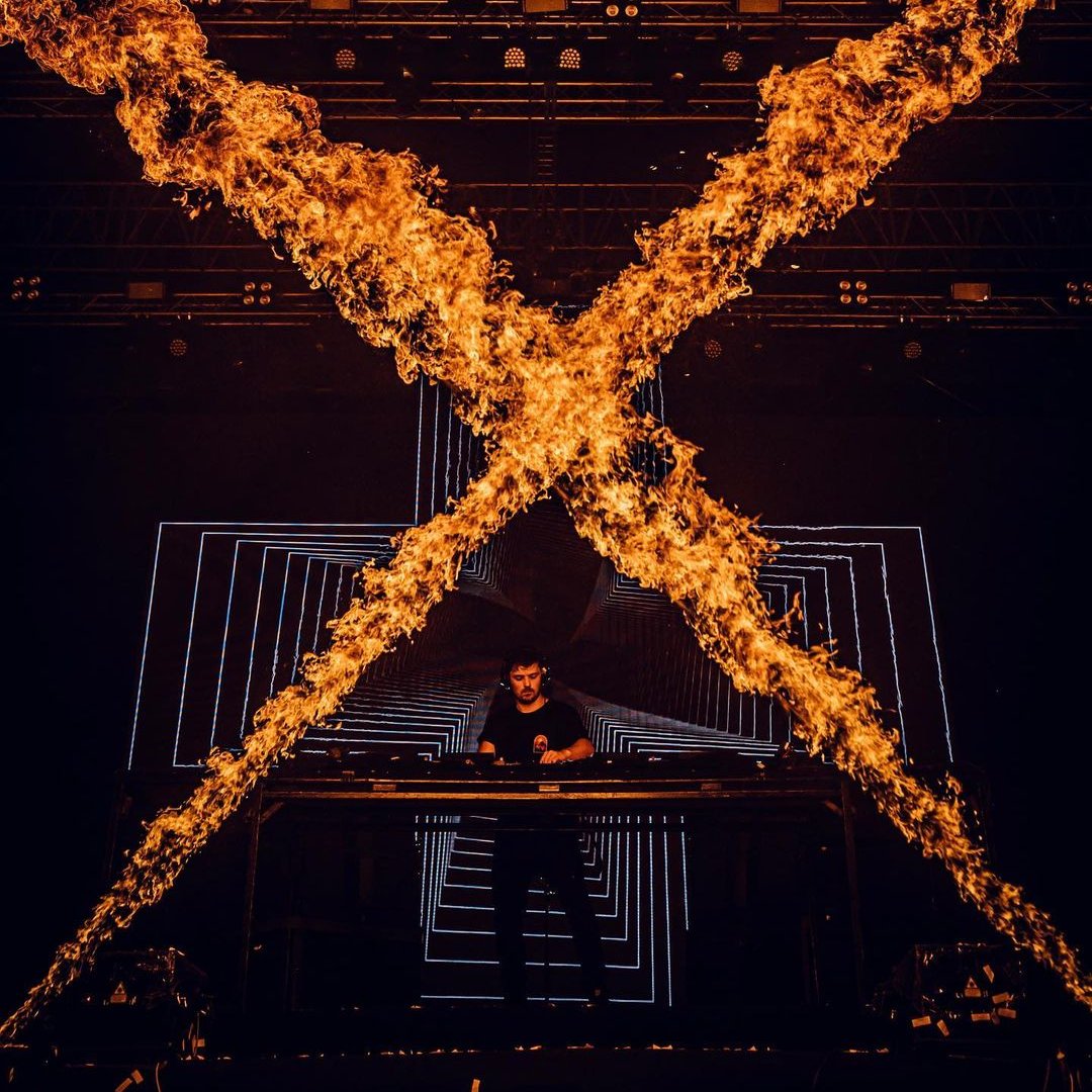 MartinGarrix tweet picture