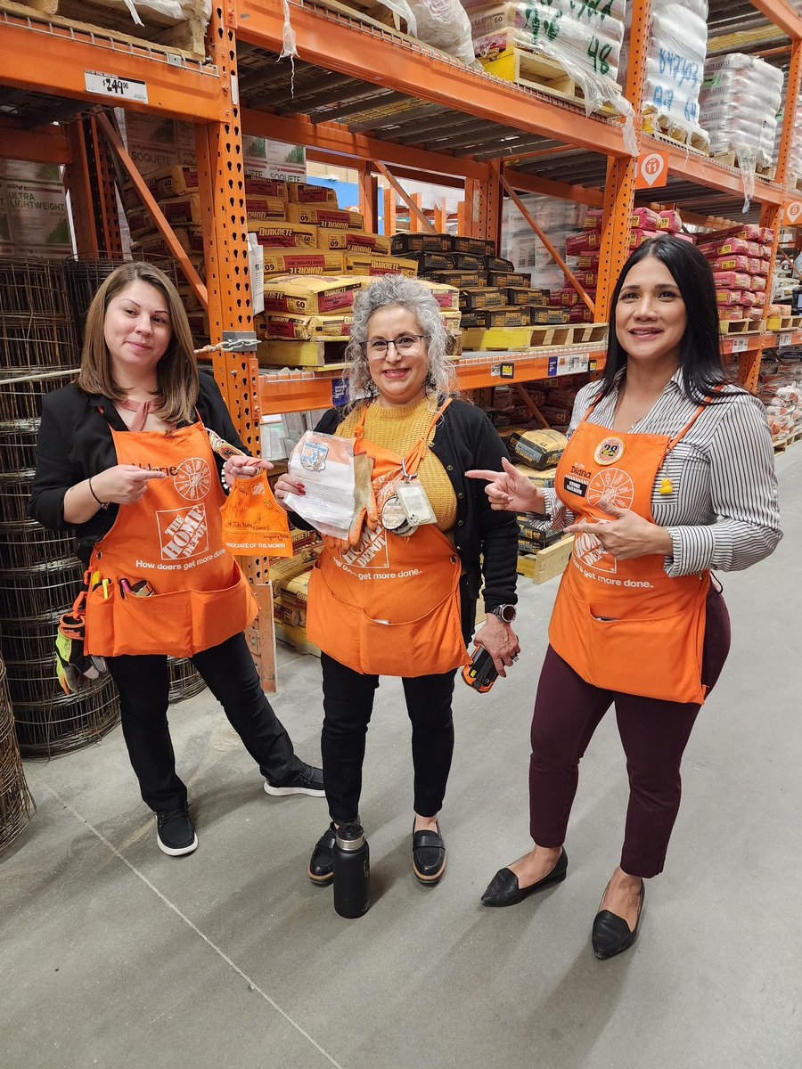 Valerie Maynes (@valbroncos) on Twitter photo Awesome job Martha. Receiving service desk associate of the month and her platinum award. WOW!!!! @Fuerstenberg15 @OscarM_8523 <a href="/Dalton8523/">Dalton8523</a> <a href="/DianaSundermann/">Diana Sundermann</a> Awesome job Martha. Receiving service desk associate of the month and her platinum award. WOW!!!! @Fuerstenberg15 @OscarM_8523 <a href="/Dalton8523/">Dalton8523</a> <a href="/DianaSundermann/">Diana Sundermann</a>