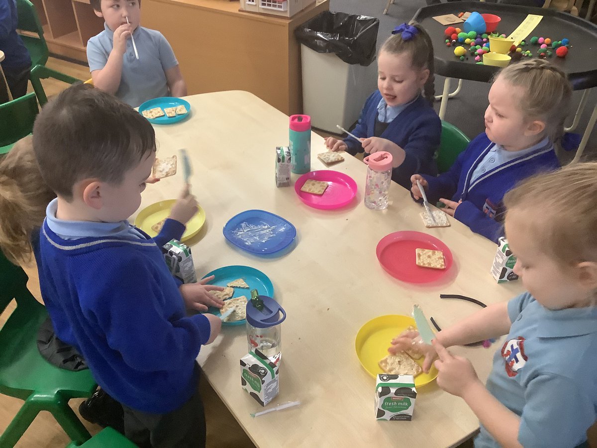 StGregorysRec's tweet photo. We enjoyed spreading cheese on our own crackers today for snack! They were scrumptious! @StGregorysNeth https://t.co/6k2l02Npz5