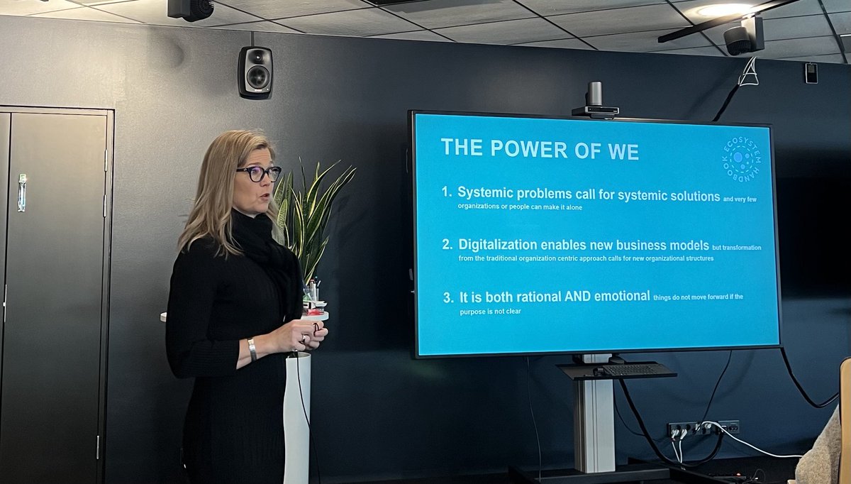 ullakoivukoski's tweet image. Value creation and value capture in data ecosystems by ⁦⁦@sarilainen⁩ . More questions than answers, but worth working together. Insightful, dialog triggering presentation at ⁦@SitraFund⁩. #dataecosystems #innovaatiotohtori
