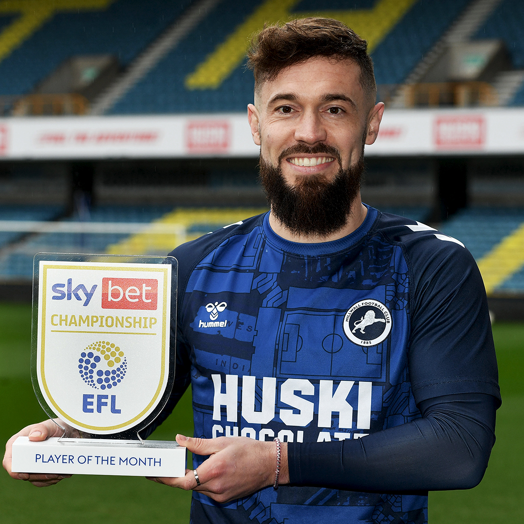 🌅 𝐆𝐎𝐎𝐃 𝐌𝐎𝐑𝐍𝐈𝐍𝐆 🌅

#Millwall | @tombradshaw92