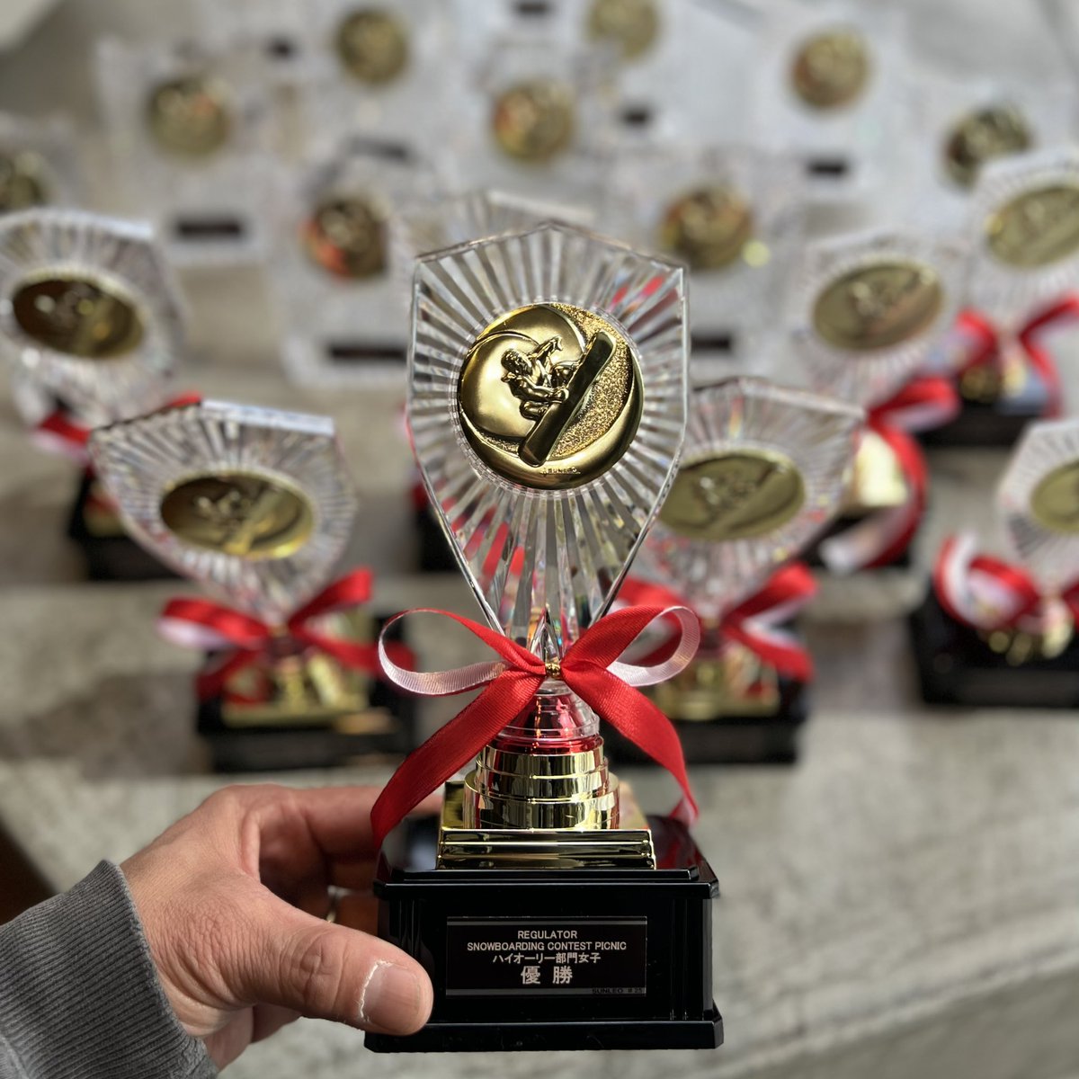 REGULATOR_CREW's tweet image. #RegPicnic 入賞者用に今年もトロフィーを作りました◎「昔はオレもワタシもバリバリだったんだぜ」って20年後くらいに子どもに自慢して下さい◎
#regcrew #regulator #レグクルー