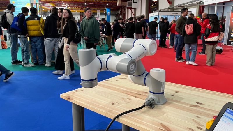 DobotRobotics's tweet image. Last week, our partner BCN - Sistemas de Escritório e Imagem, SA showed the DOBOT Magician, Magician Lite, Magician Go, Mooz 2 Plus and CR3 robots at the exhibition #Qualifica 2023 in #Portugal.
Learn more information about Dobot robots:bit.ly/3J26D0b
#RobotArms #STEM