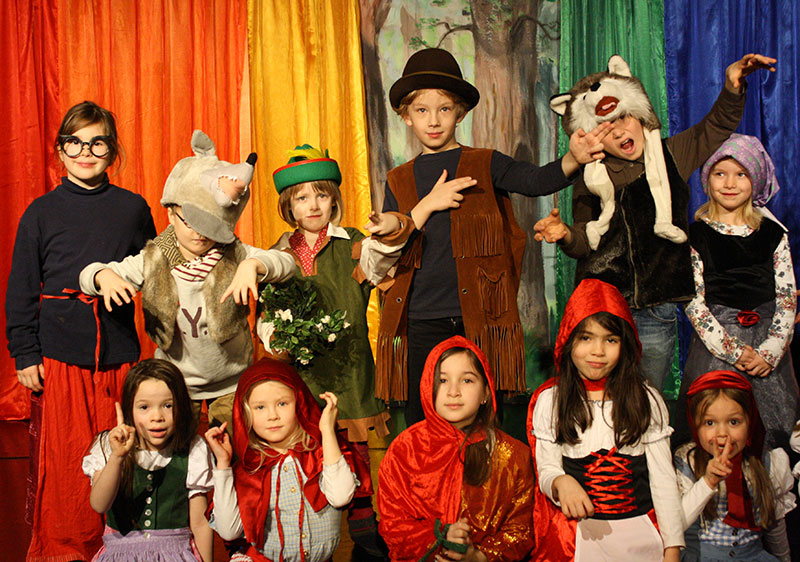 earlyenglishmu1's tweet image. English Through Drama
Englisches Kindertheater in den Osterferien. Mehr auf unserer Homwpage unter Rubrik Events &amp;amp; Holidays. #kinderferienprogramm #englischfürkinder #thelearningstudio