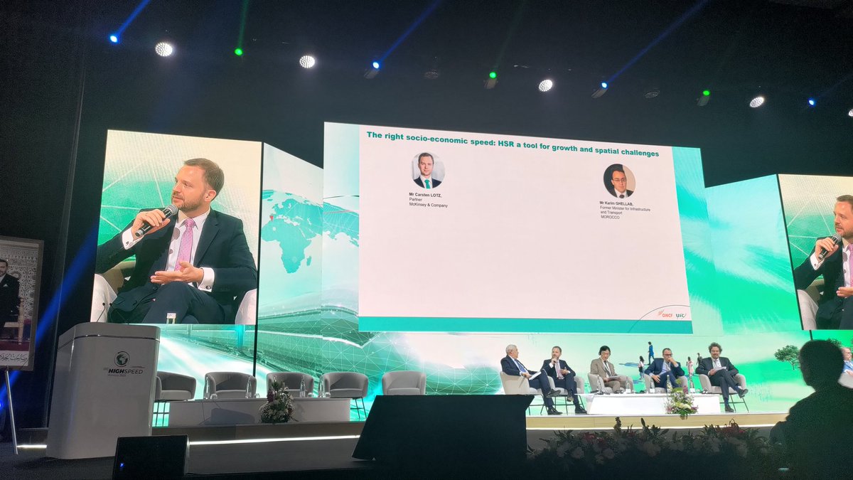 MiroslavHaltuf's tweet photo. 1️⃣ Today at #UICrail #oncf #UIChighspeed2023:  Debate "HSR a tool for growths and spatial challenges" with @OTIF_COTIF  Wolgang Küpper @UNECE Francesco Dionori, @SiemensMobility @JREast_official Head of Paris office Mr.Hideaki Kuroda and many more. https://t.co/wBuskkaA5x
