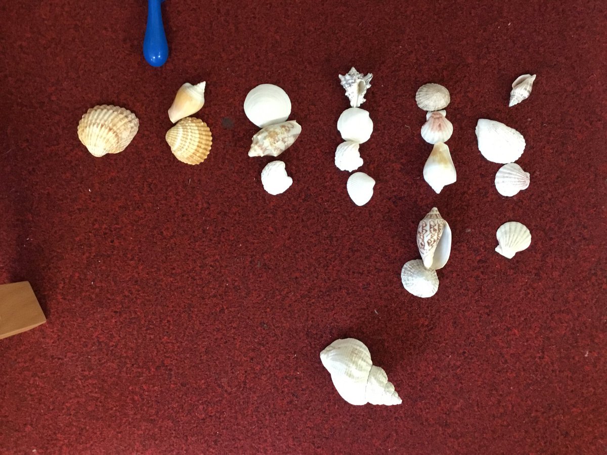 KirkbyMSchool's tweet image. Acorn have been making number patterns this morning #masterymaths #welovemaths #eyfs