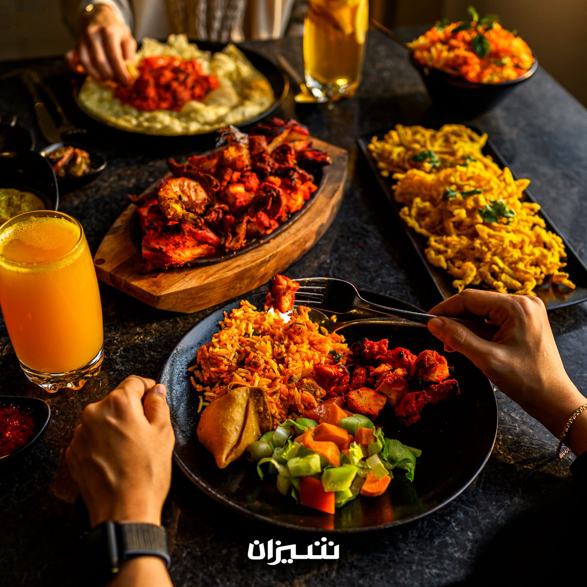 shezan_ksa's tweet photo. ما اغلى من لمة الحبايب الا لمتهم على برياني ✨
نورونا مع حبايبكم في شيزان

#المطبخ_الهندي
#مطعم_شيزان
#برياني #مسالا https://t.co/cYKdQMvrp0