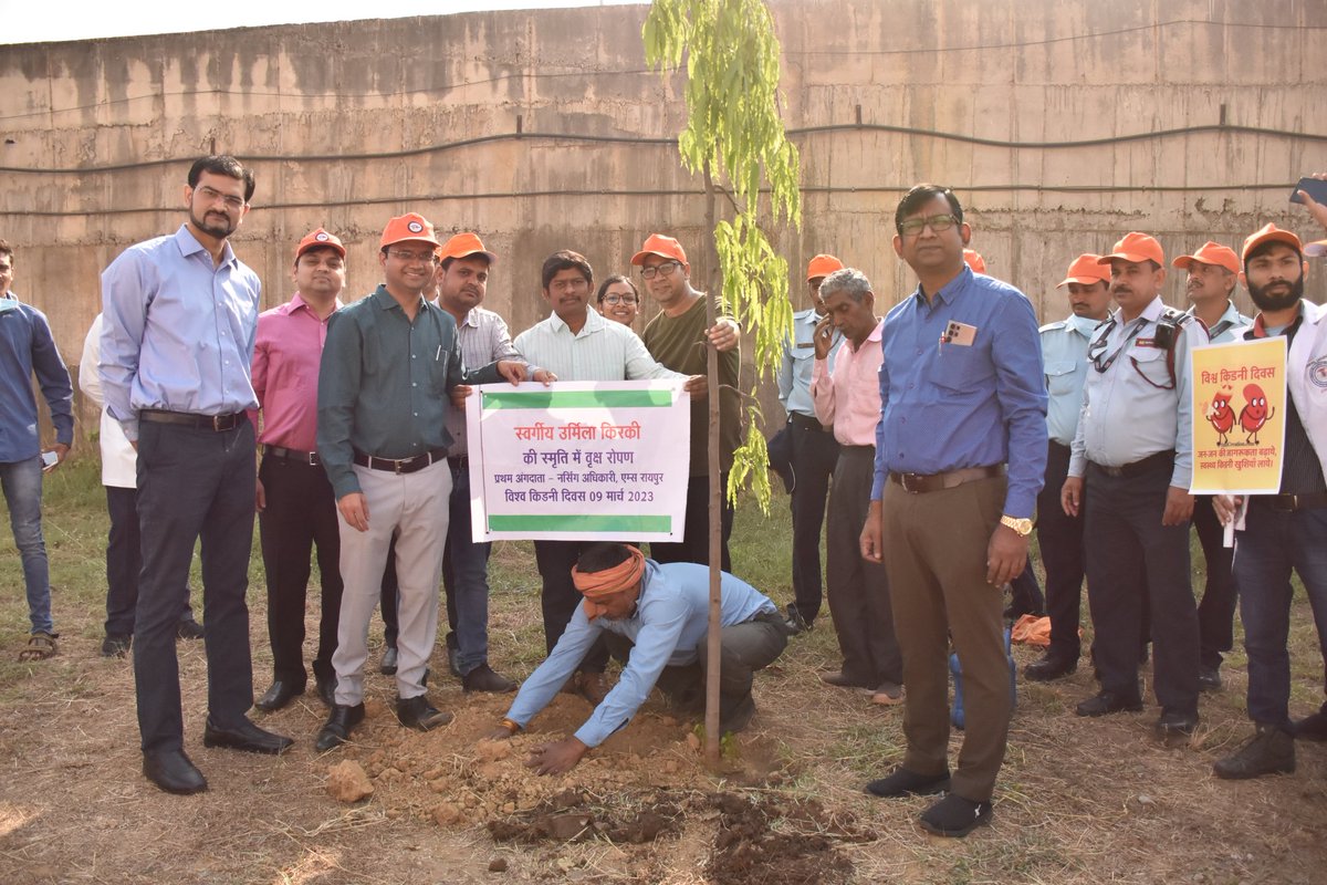 dr_rohitbadge's tweet image. World kidney day 2023
Department of Nephrology, AIIMS Raipur
Opening of pediatric Nephrology clinic.
Tree plantation in memory of late Miss urmila karki.@vinayrathoremd @drshyambansal @isn_india @jaswanth627