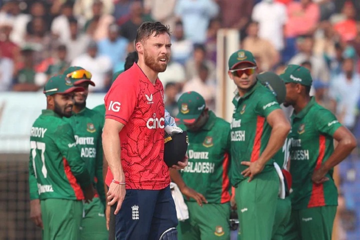বাংলাদেশকে ১৫৭ রানের লক্ষ্য দিলো ইংল্যান্ড